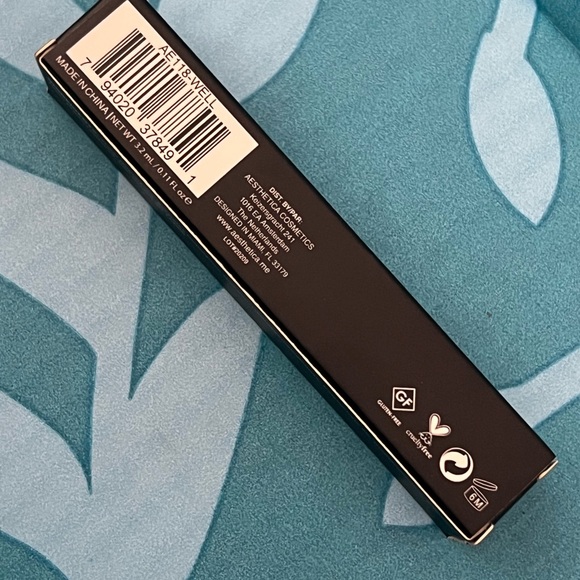 AESTHETICA LIQUID EYELINER - Picture 3 of 7